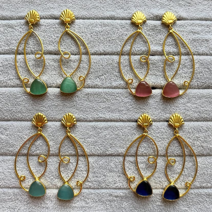 Tinker Dim Earrings